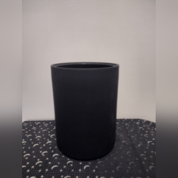 Pure Ceramic Soap Dispenser, Toothbrush Dispenser, Trash Can - Picture 5 of 9